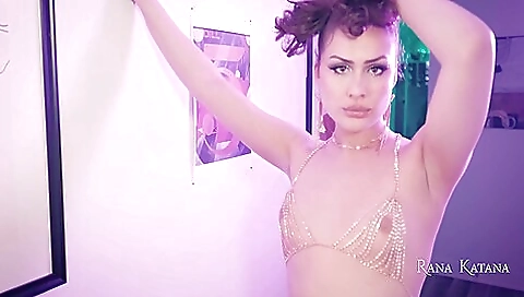 Brunette with a great booty is having anal pleasure with a huge dildo