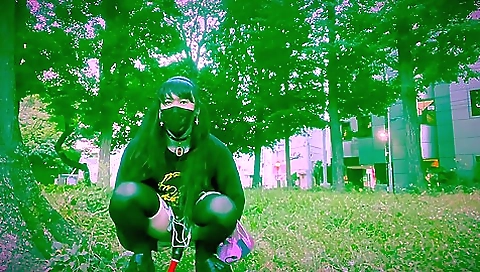 Transgendered girl is getting banged in her tight pussy