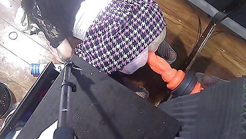 Big ass brunette in sexy stockings enjoys anal sex