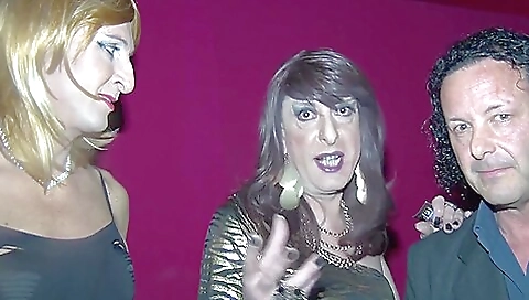 Shemale tranny fucked and cum in mouth in the group sex